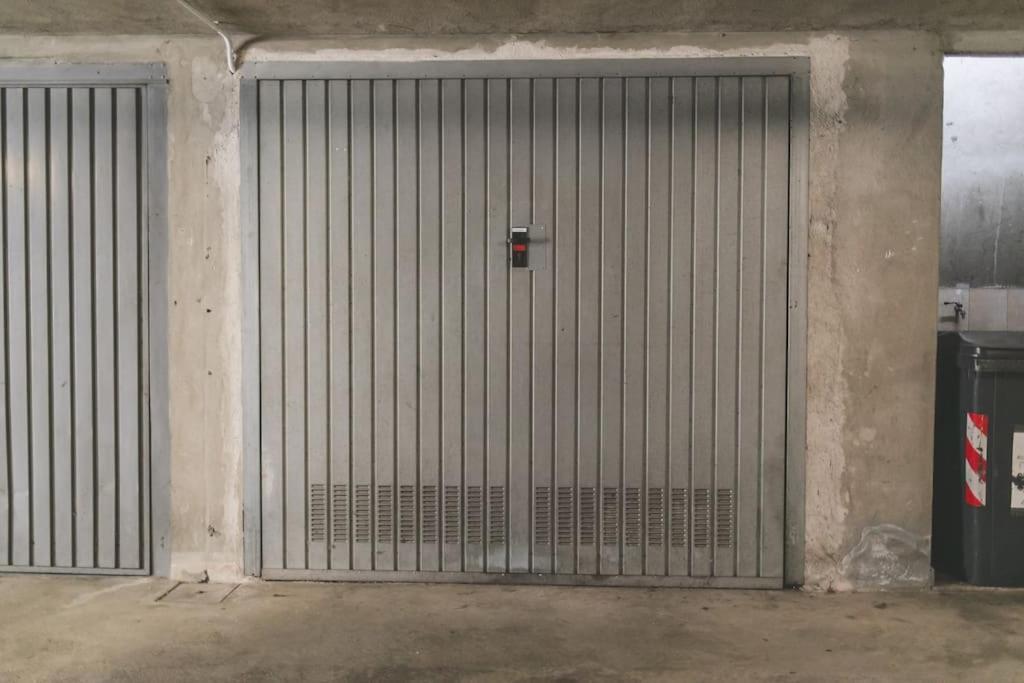 Comfort Urbano Con Box Auto Privato Pavia Eksteriør bilde